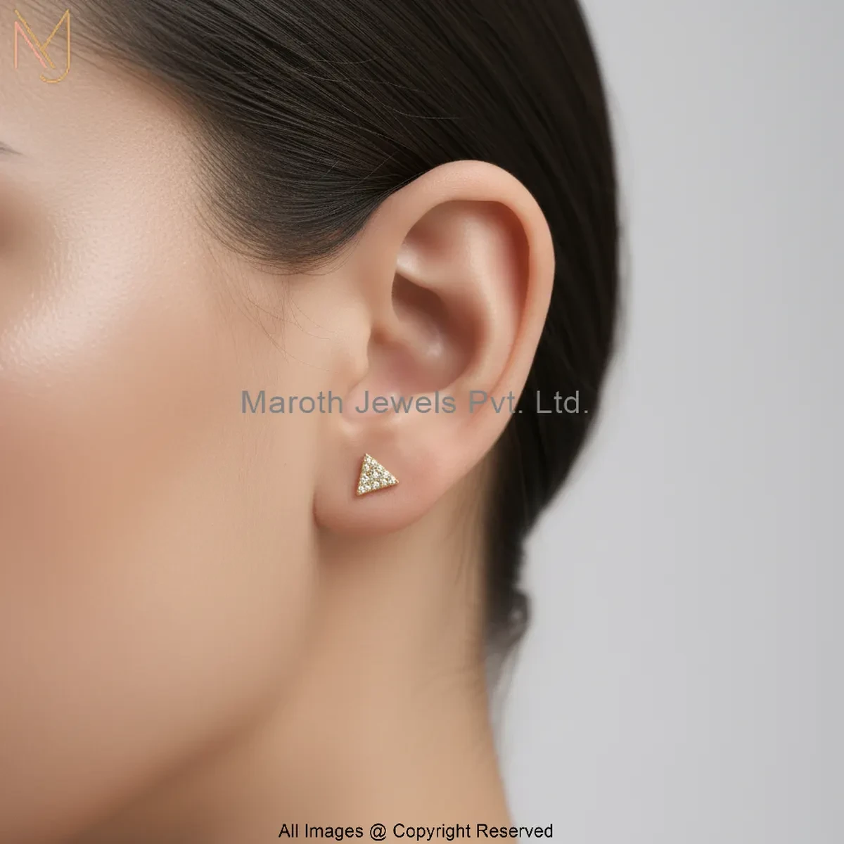 14K Yellow Gold Cubic Zircon Diamond Triangle Stud Earring Custom Jewelry