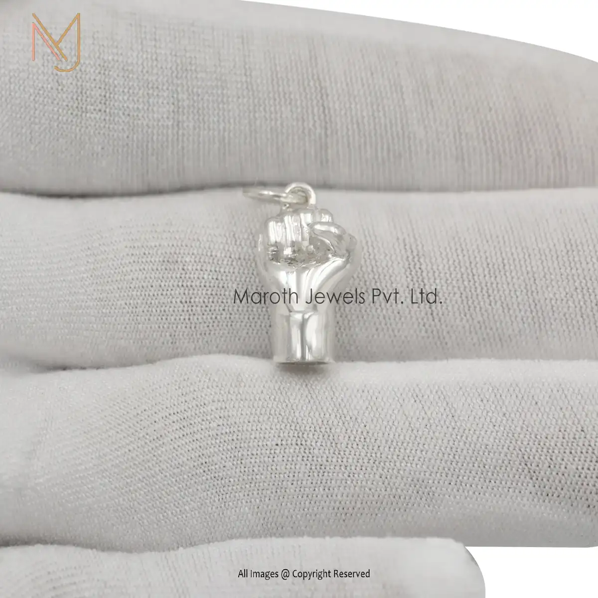 14K White Gold Fist Hamsa Hand Pendants Manufacturer